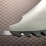 Shoe side