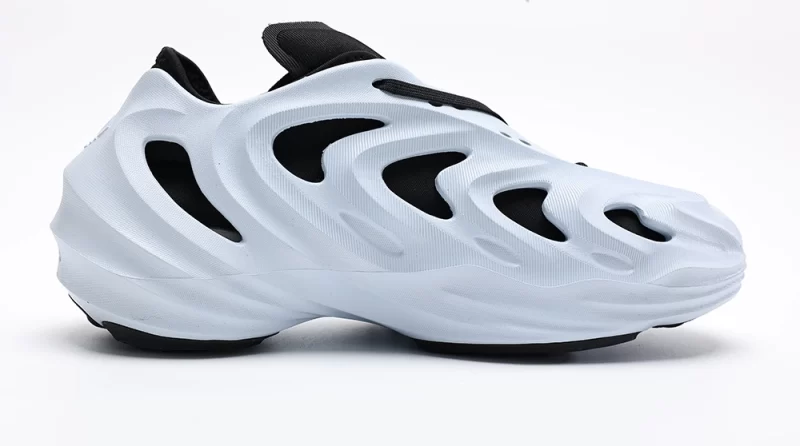 adiFOM Q Halo Blue Core Black