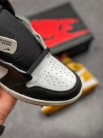 Air Jordan 1 Retro High OG 'Yellow Ochre' Reps