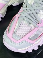 Balenciaga Balenciaga Pink 'Track Led' Sneakers