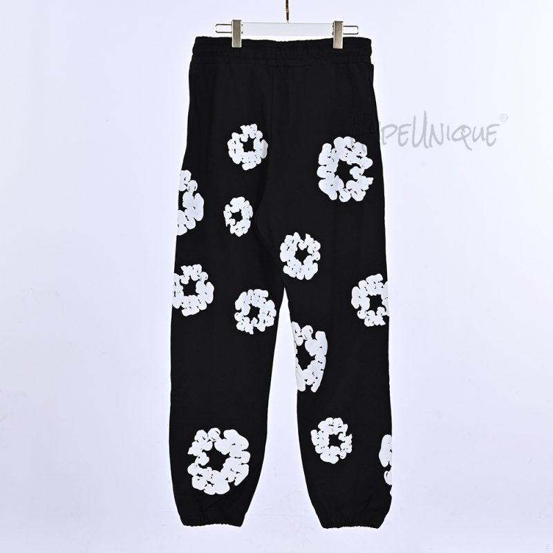 Denim Tears Cotton Wreath Sweatpants 'Black'11