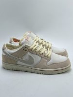 Dunk Low City of Love Light Bone