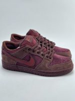 Dunk SB Low "Valentine'Day"