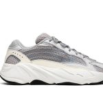 YEEZY 700 V2 STATIC
