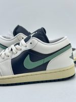 Jordan 1 Low 'Jade Smoke' Reps