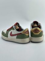 Jordan 1 Low OG Year of the Dragon3