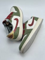 Jordan 1 Low OG Year of the Dragon3