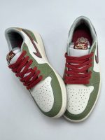 Jordan 1 Low OG Year of the Dragon3