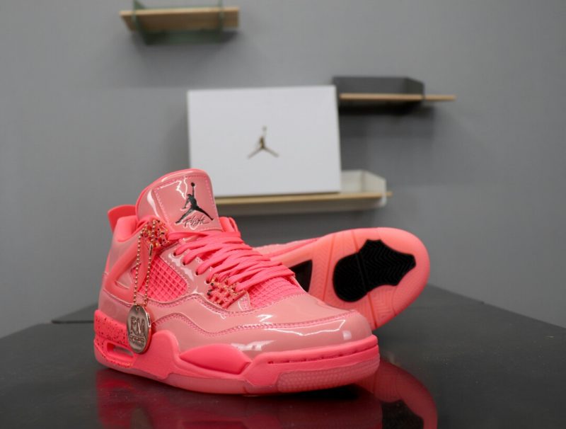 normal quality versionjordan 4 retro hot punch womens 4