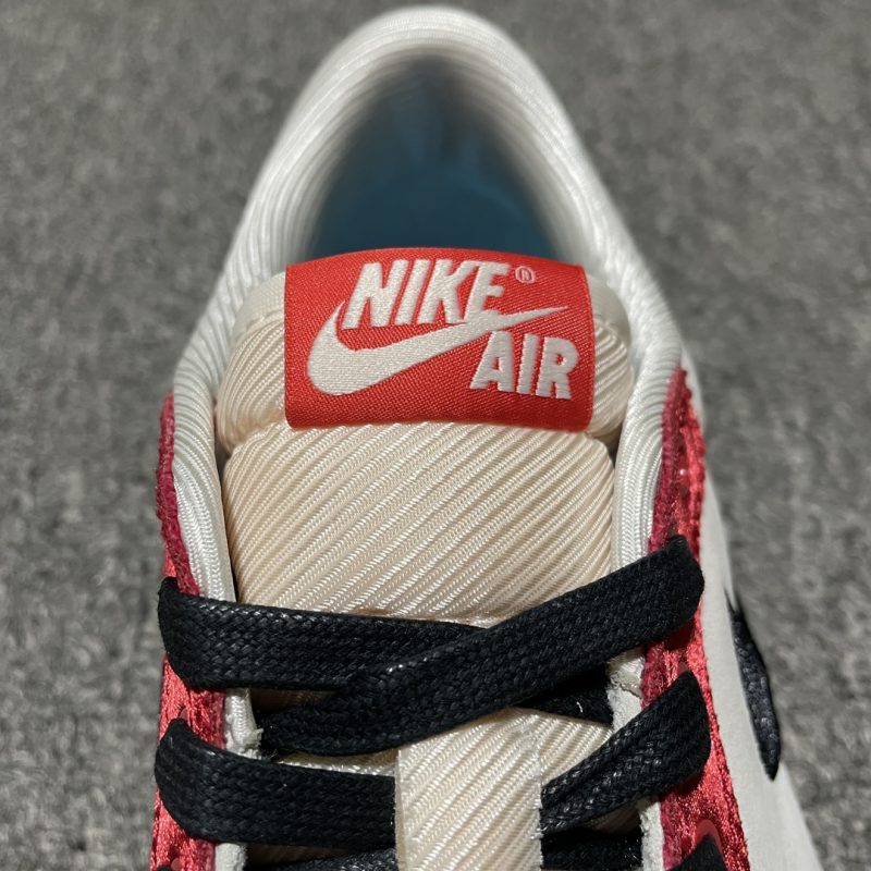 shoe toe
