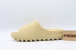 YEEZY SLIDE DESERT SAND