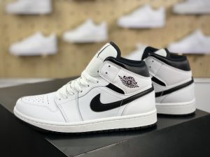 SpopBHKs Air Jordan 1 Mid Reverse Panda Product 1 1