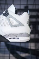 Midsole detail and panel texture