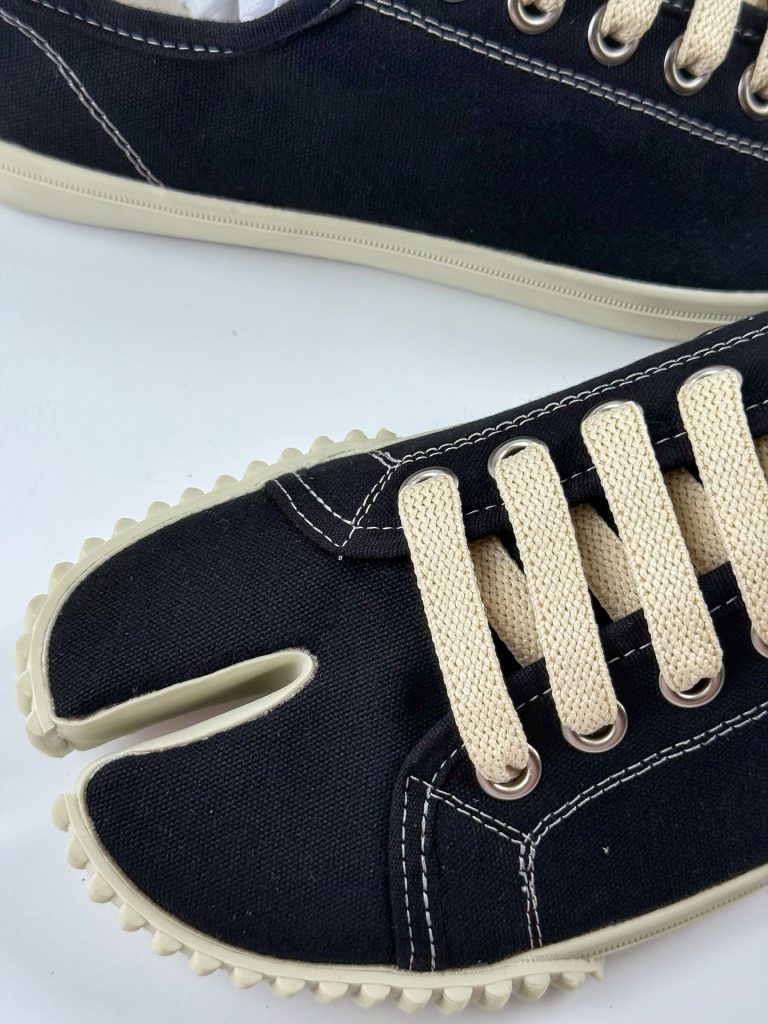 maison margiela tabi