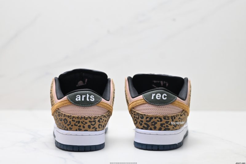 Nike SB Dunk Low Arts-Rec 2025 Replica Sneakers Close-Up