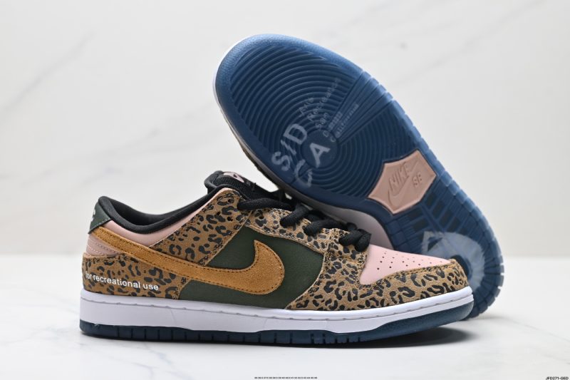 Nike SB Dunk Low Arts-Rec Fake Shoes Detail
