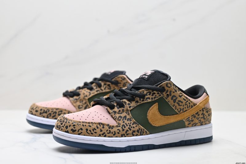 Nike SB Dunk Low Arts-Rec Replica Toe Box Close-Up