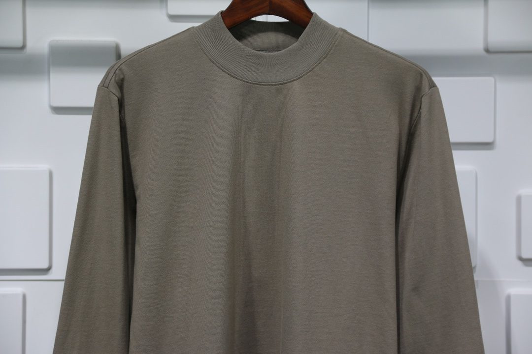 letter back long sleeve t shirt