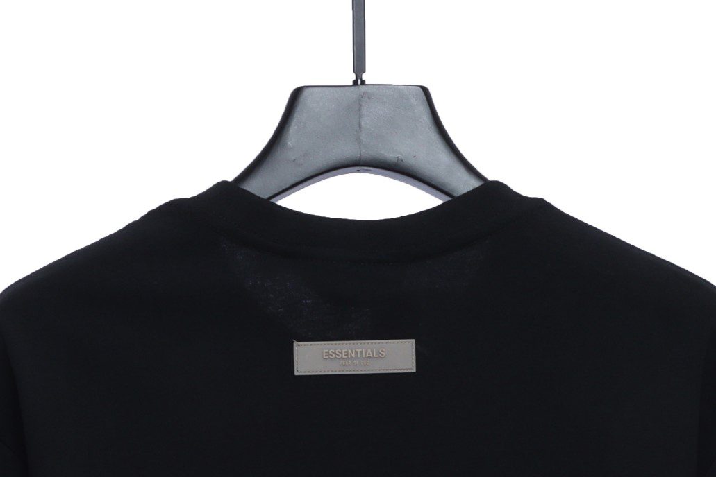 20220401_a1648760250927_4718-jpg 1977 series t shirt