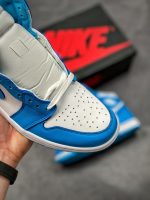 Air Jordan 1 Retro High OG 'UNC' Replica