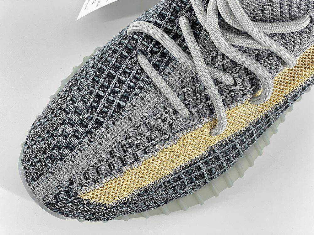 yeezy ash oearl