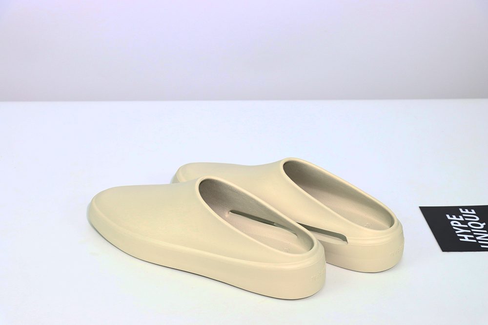 img_6547 fog california slip on