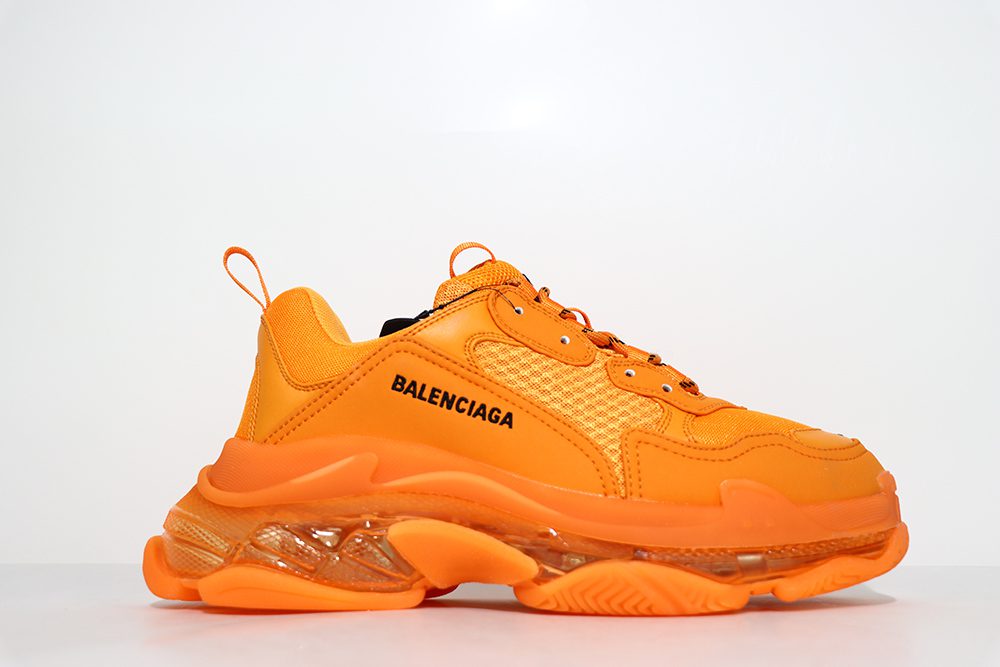 balenciaga triple s snekaer orange