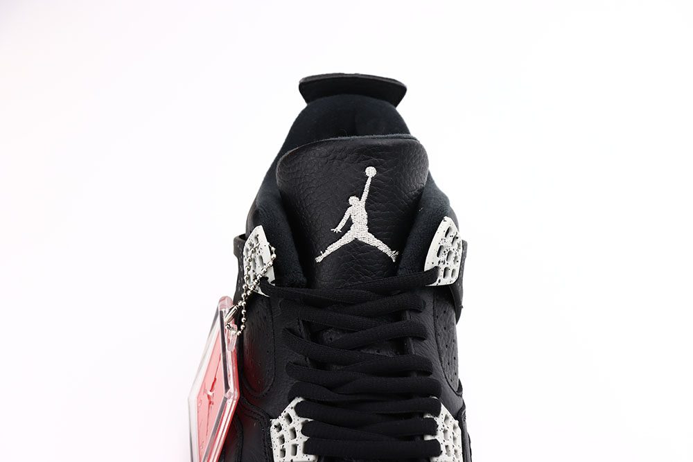 2015 jordan 4 oreo