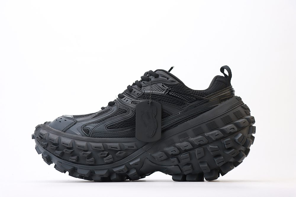 balenciaga defender black