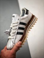 shoe side