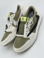 Travis Scott x Air Jordan 1 Low Golf 'Neutral Olive' Reps8