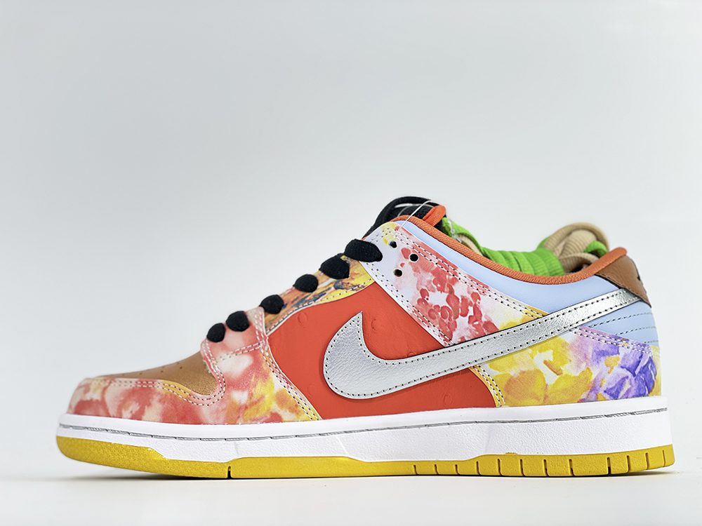sb dunk low pro street hawker special box