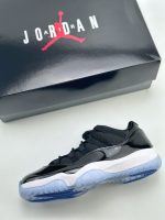 Air Jordan 11 Low "Space Jam" Reps