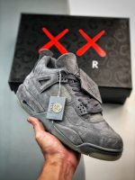 AIR JORDAN 4 RETRO KAWS REPLICA