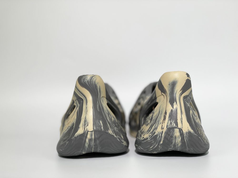 adidas yeezy foam runner moon grey