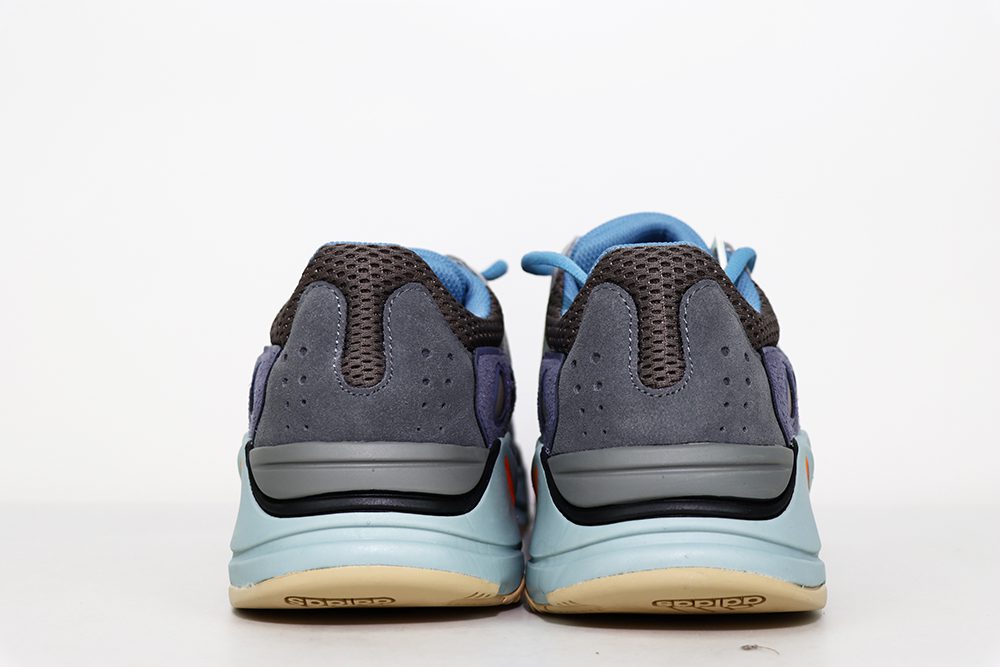 adidas yeezy boost 700 carbon blue fw2498/carbon blue