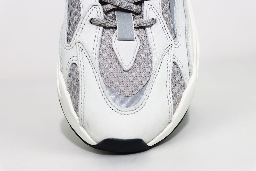 yeezy boost 350v2 static