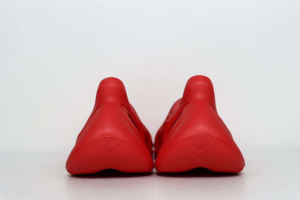 yeezy foam runner vermilion