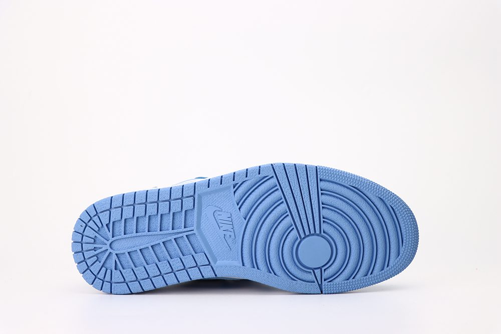 img_7450 jordan 1 low unc