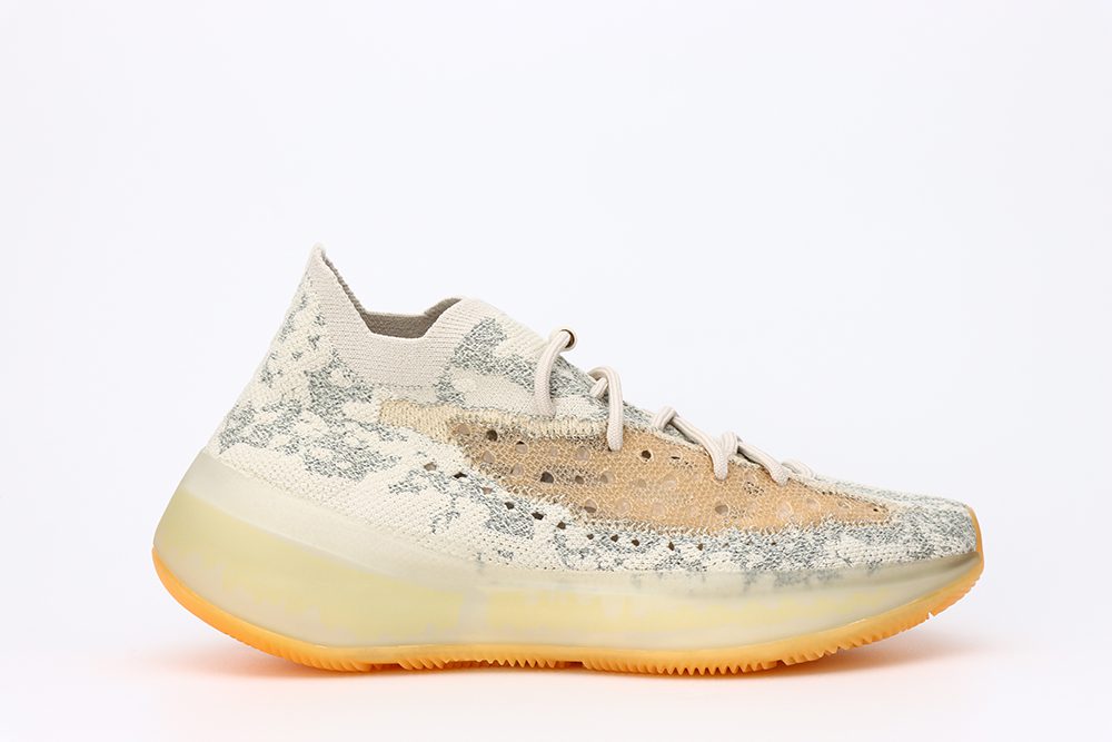 img_7540 yeez 380 yecoraite reflective