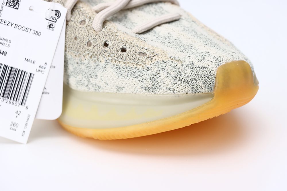 img_7547 yeez 380 yecoraite reflective