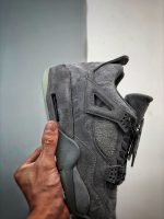 AIR JORDAN 4 RETRO KAWS REPLICA