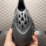 Yeezy Foam Runner 'Onyx' Reps