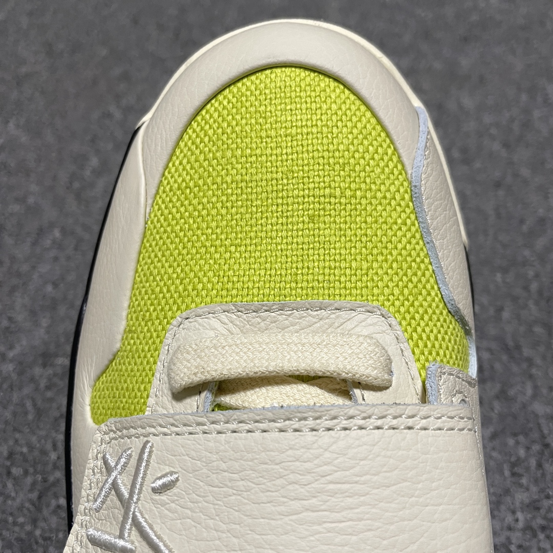 Close-up of premium material texture on Jordan Jumpman Jack TR Travis Scott FZ8117-102