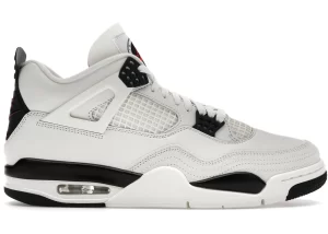 Jordan 4 Retro OG Flight Club sneakers IM4002-100 iconic design