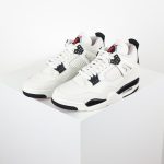 Front view Jordan 4 Retro OG Flight Club toe box and laces
