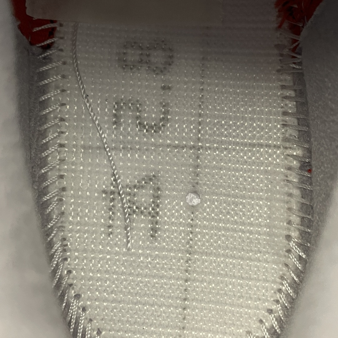 Jordan 4 Retro Toro Bravo (2026) 4 Three-quarter view of Jordan 4 Retro Toro Bravo 2026 from an angle