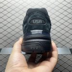 New Balance 992 Triple Black M992EA side profile