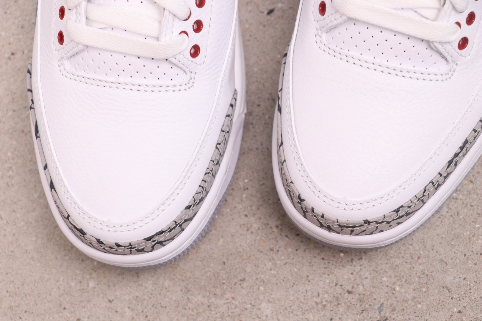Jordan 3 Retro True Blue (2026) 1 Jordan 3 Retro True Blue 2026 - tongue with Jumpman logo