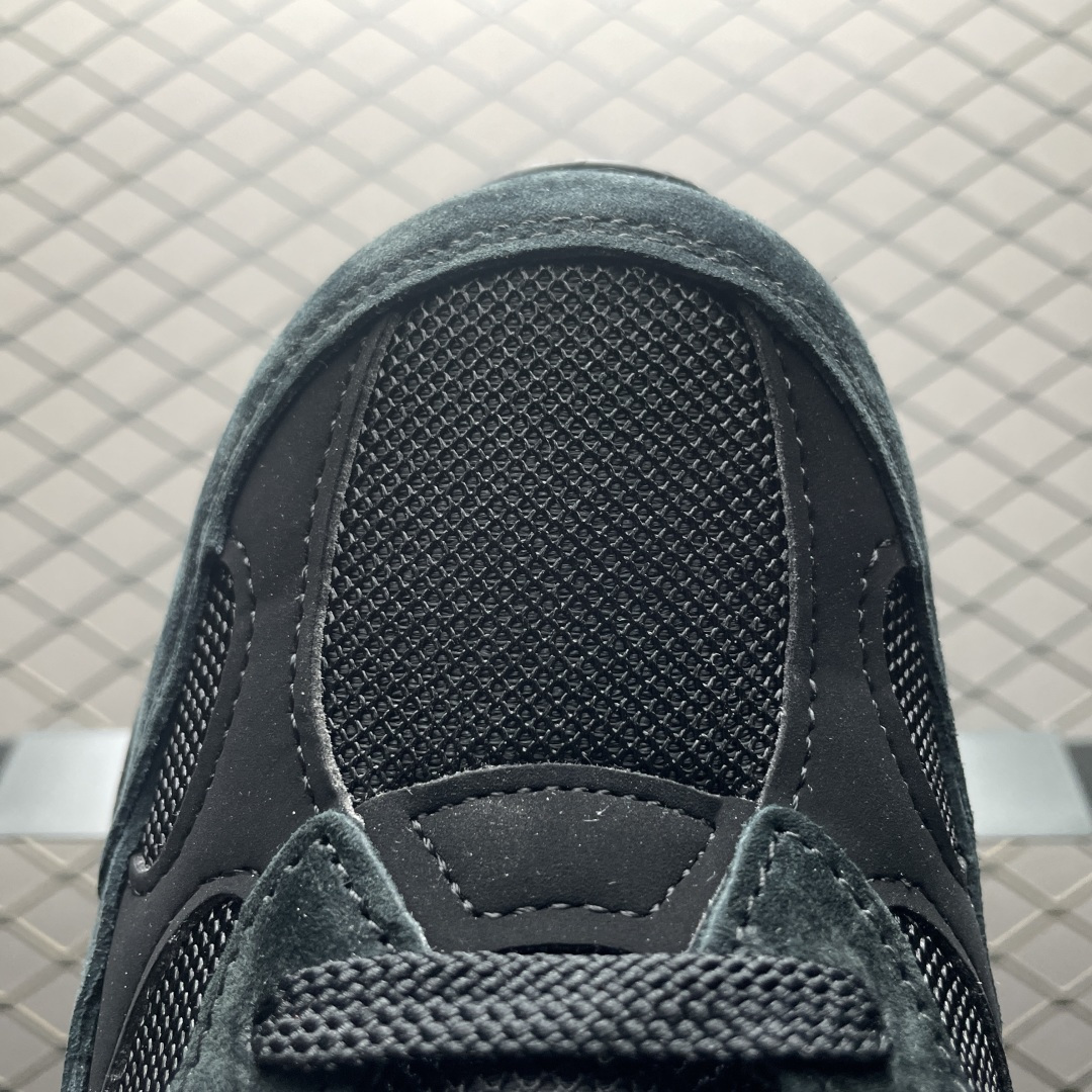 New Balance 992 Triple Black 3 New Balance 992 Triple Black M992EA comfort technology